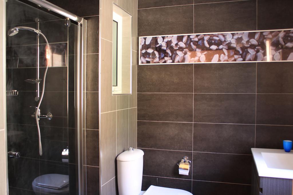 Giljana Ensuite Rooms Shared Terrace & Kitchen San Giuliano Camera foto